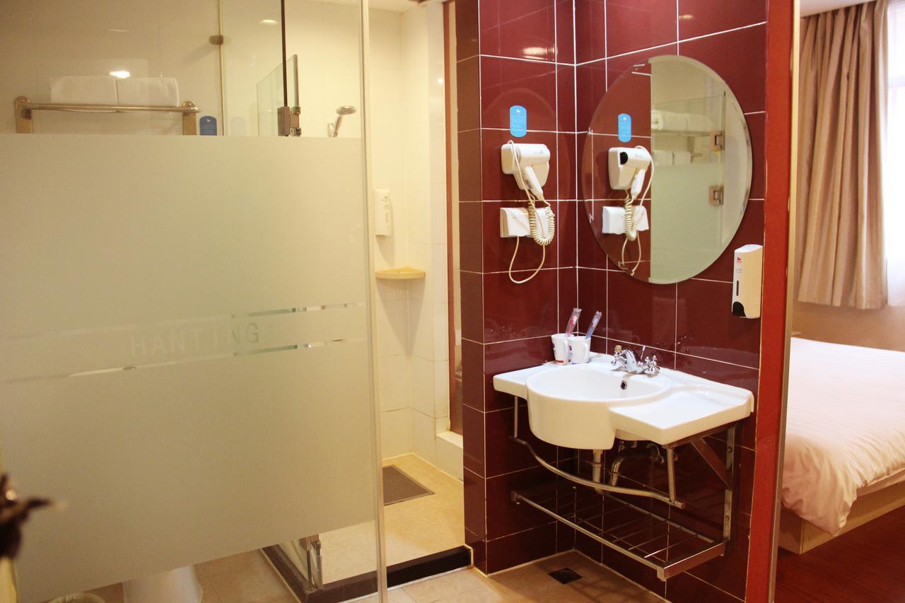 Hanting Express Shanghai Zhabei Park Branch Kültér fotó